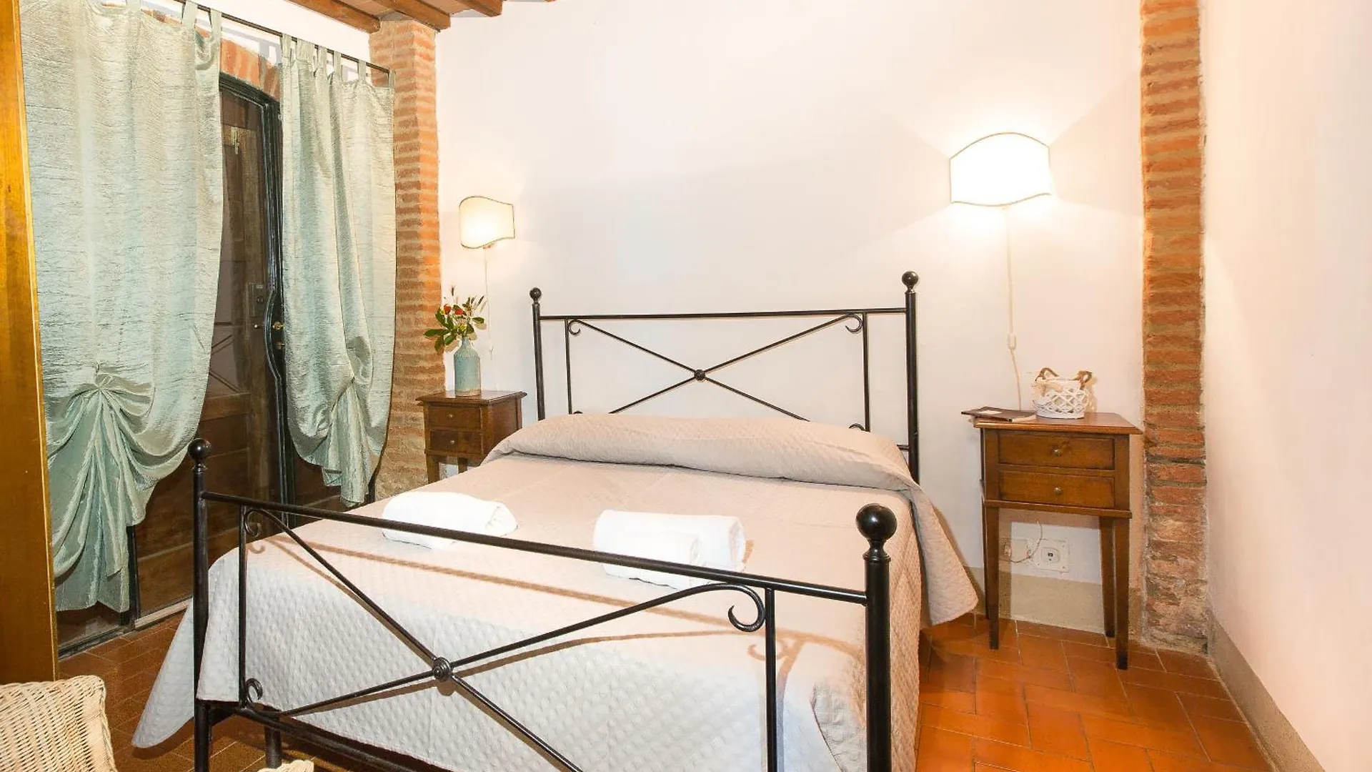 Podere San Giorgio Palaia Farm stay